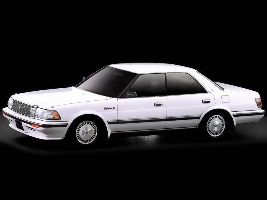 Toyota Crown Royal Saloon G 3.0 Hardtop 1987 года  (фото 2 из 5)